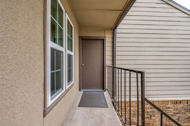 5300 Keller Springs Road 2042, Dallas, TX 75248