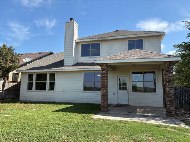 10701 Ambling Trail, Fort Worth, TX 76108