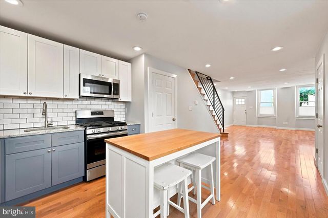1006 W DAKOTA ST, Philadelphia, PA 19133