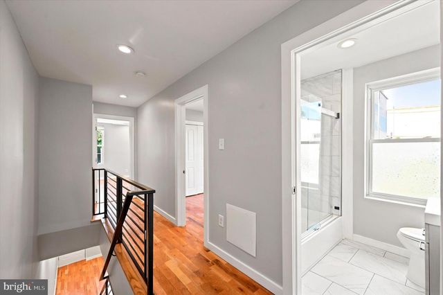 1006 W DAKOTA ST, Philadelphia, PA 19133