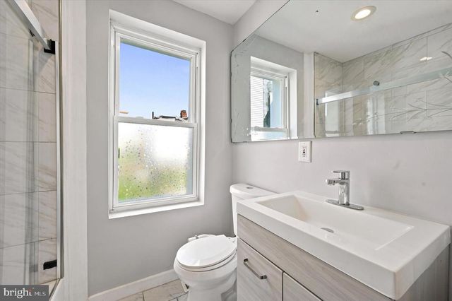1006 W DAKOTA ST, Philadelphia, PA 19133