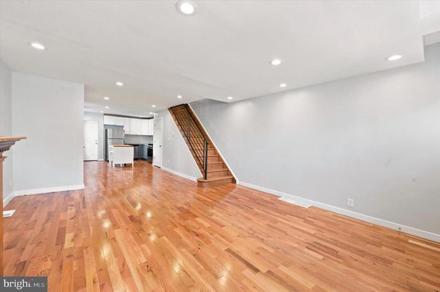 1006 W DAKOTA ST, Philadelphia, PA 19133