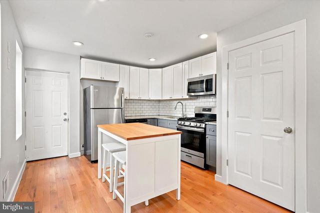 1006 W DAKOTA ST, Philadelphia, PA 19133