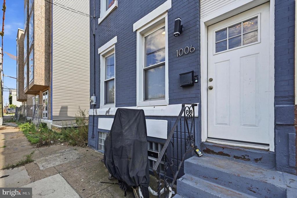 1006 W DAKOTA ST, Philadelphia, PA 19133