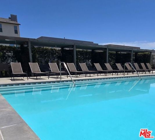 19549 Cardigan Drive, Northridge (los Angeles), CA 91324