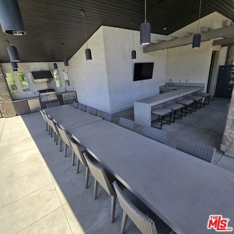 19549 Cardigan Drive, Northridge (los Angeles), CA 91324