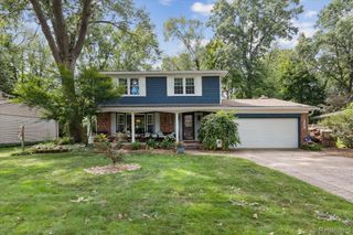 15873 Shadyside Drive, Livonia, MI 48154