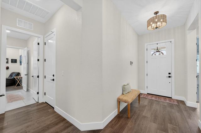 4157 Creek Bank Ct, Rocklin, CA 95765