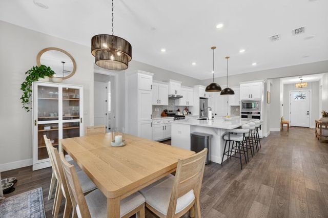 4157 Creek Bank Ct, Rocklin, CA 95765