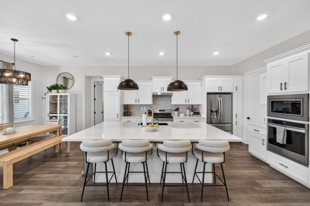 4157 Creek Bank Ct, Rocklin, CA 95765