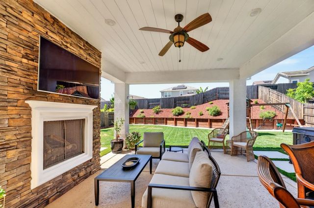 4157 Creek Bank Ct, Rocklin, CA 95765