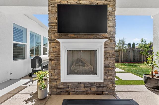 4157 Creek Bank Ct, Rocklin, CA 95765
