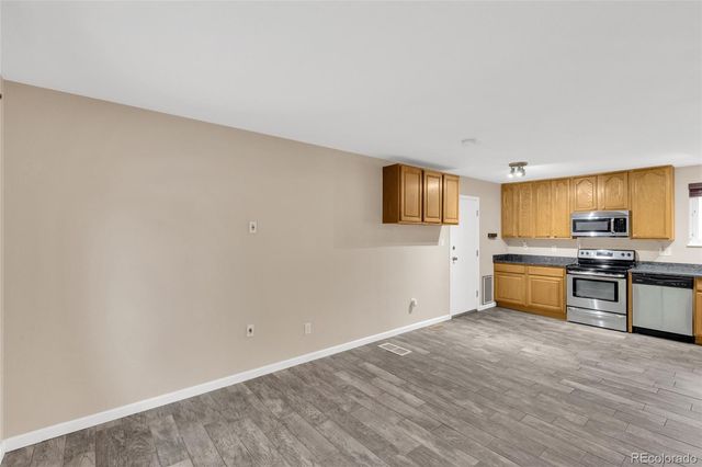 1706 S Memphis Street, Aurora, CO 80017