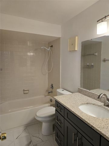 2738 HUNT CLUB LANE, Orlando, FL 32826