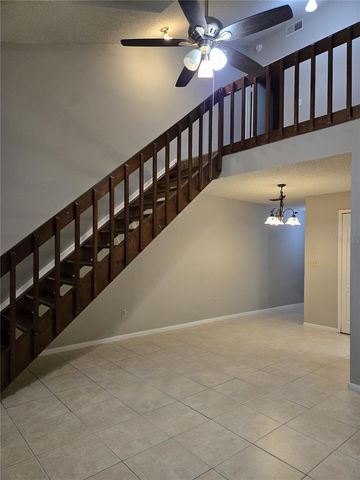 2738 HUNT CLUB LANE, Orlando, FL 32826