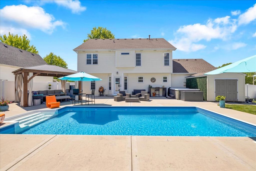 Image 38 of property listing at 1252 Walsh Drive, Yorkville, IL 60560