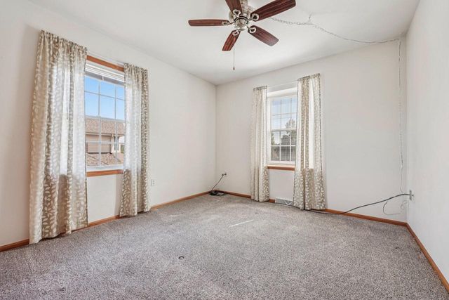 2708 Fox Hill DRIVE, Waukesha, WI 53189
