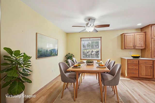 2708 Fox Hill DRIVE, Waukesha, WI 53189