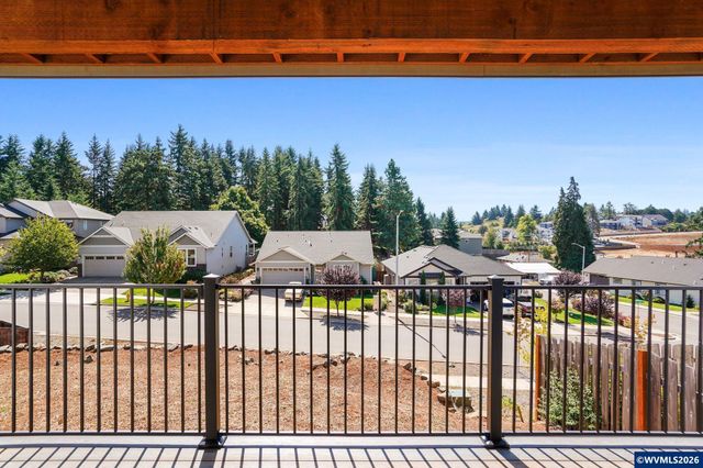 134 Rainier Dr SE, Salem, OR 97306