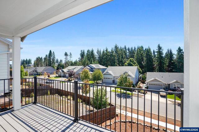 134 Rainier Dr SE, Salem, OR 97306