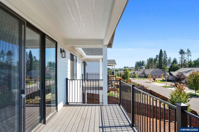 134 Rainier Dr SE, Salem, OR 97306