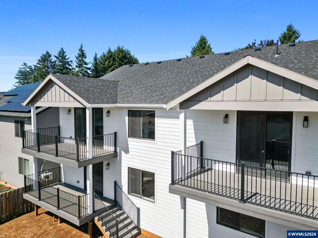 134 Rainier Dr SE, Salem, OR 97306