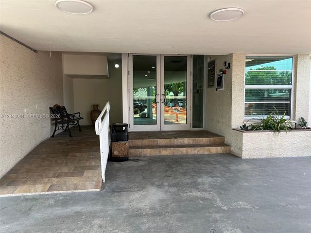 13155 Ixora Ct 703, North Miami, FL 33181