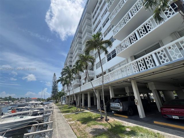 13155 Ixora Ct 703, North Miami, FL 33181
