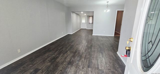 5411 rushhill, San Antonio, TX 78228