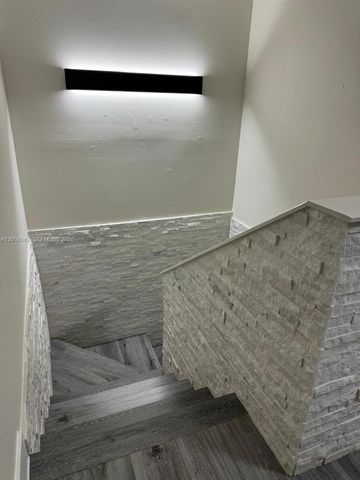 14343 SW 97th Ln, Miami, FL 33186