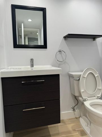 14343 SW 97th Ln, Miami, FL 33186