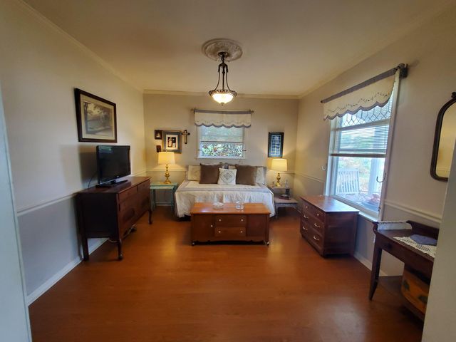 901 Augusta Street Street, Houston, MO 65483