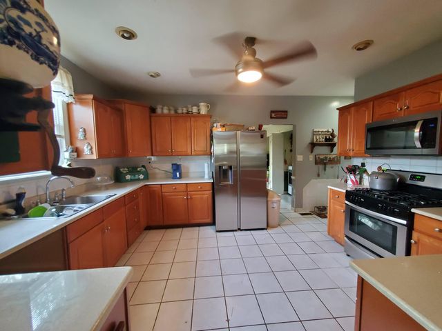 901 Augusta Street Street, Houston, MO 65483