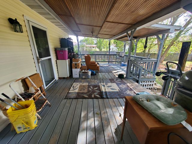 901 Augusta Street Street, Houston, MO 65483