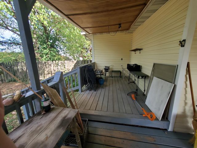 901 Augusta Street Street, Houston, MO 65483