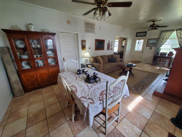 901 Augusta Street Street, Houston, MO 65483