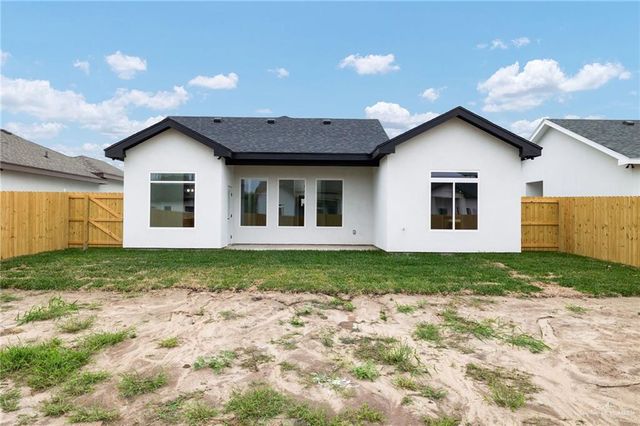 17857 Redwood Street, Combes, TX 78552