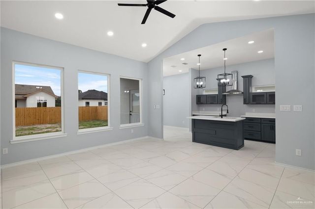 17857 Redwood Street, Combes, TX 78552