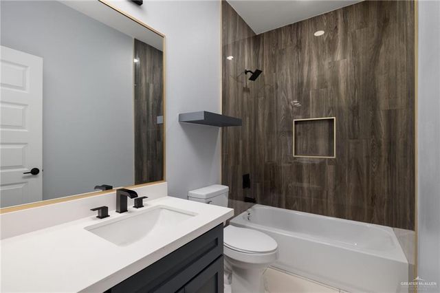 17857 Redwood Street, Combes, TX 78552