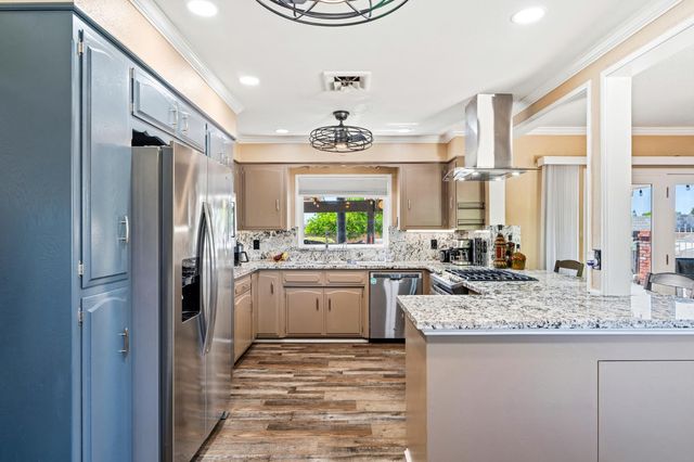 231 S Austin Rd, Manteca, CA 95336