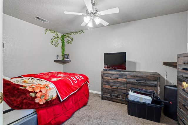 231 S Austin Rd, Manteca, CA 95336