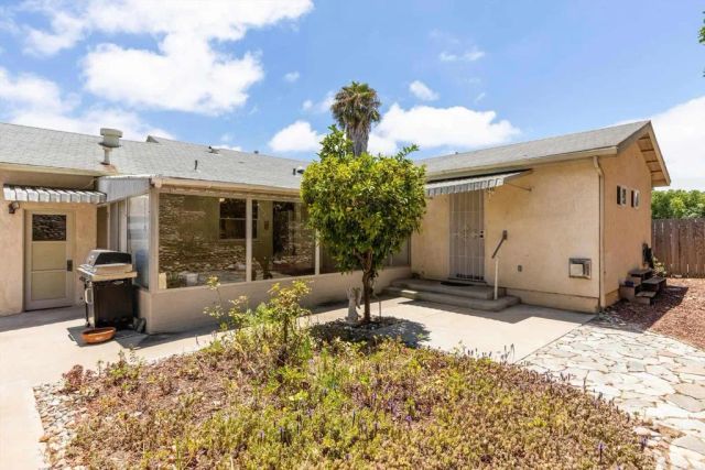 3620 Cowley Way, San Diego, CA 92117