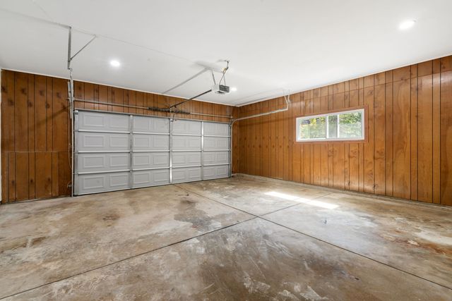 92 N AIRLITE Street, Elgin, IL 60123