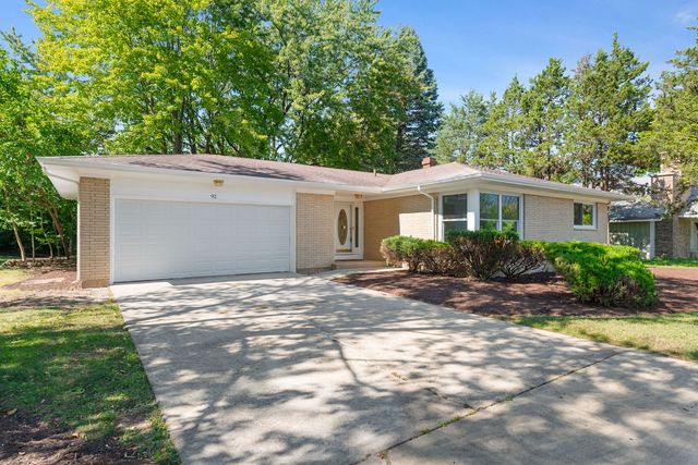 92 N AIRLITE Street, Elgin, IL 60123