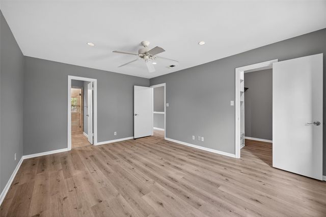 2109 Lander Lane 79, Houston, TX 77057