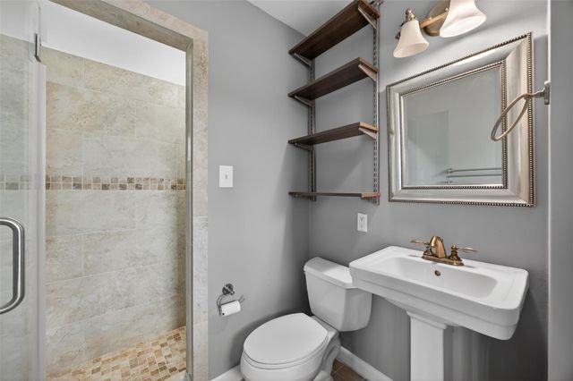 2109 Lander Lane 79, Houston, TX 77057