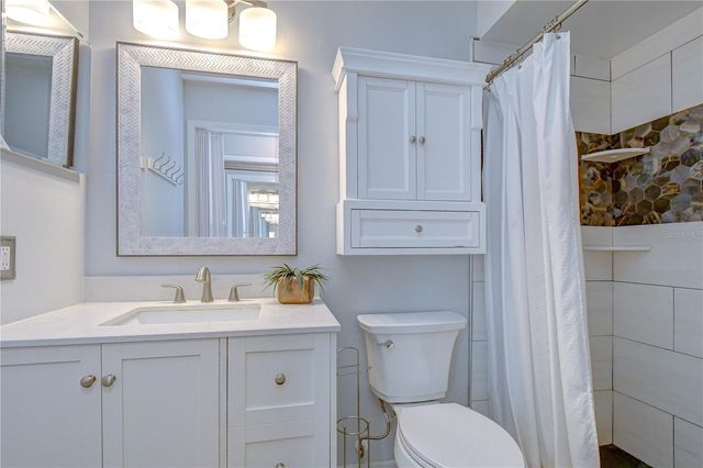 2749 COUNTRYSIDE BOULEVARD 8, Clearwater, FL 33761