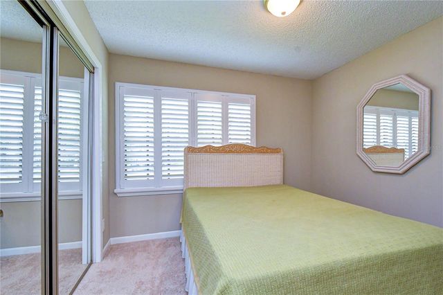 2749 COUNTRYSIDE BOULEVARD 8, Clearwater, FL 33761