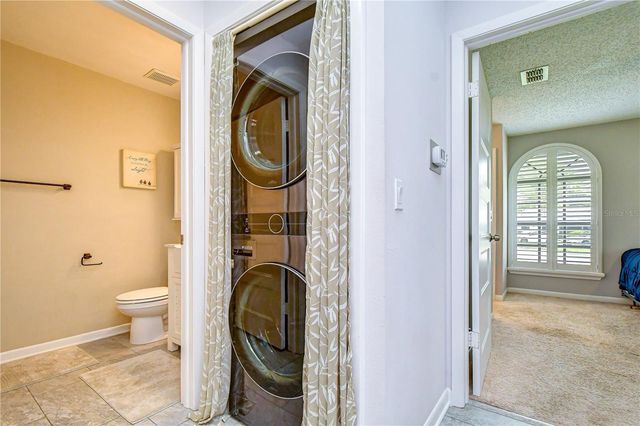 2749 COUNTRYSIDE BOULEVARD 8, Clearwater, FL 33761
