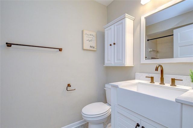 2749 COUNTRYSIDE BOULEVARD 8, Clearwater, FL 33761